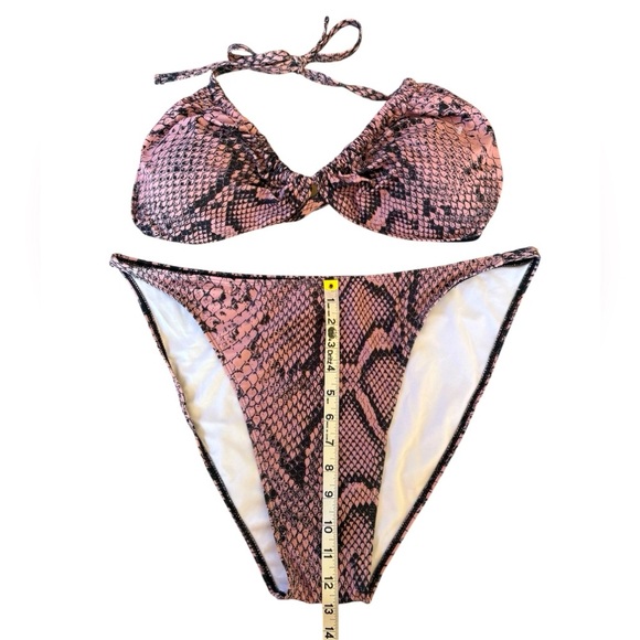 SHEIN, Plus Size Bikini & Beach Skirt Set, 4XL (20W), Pink, Black 🌴 - Picture 6 of 10